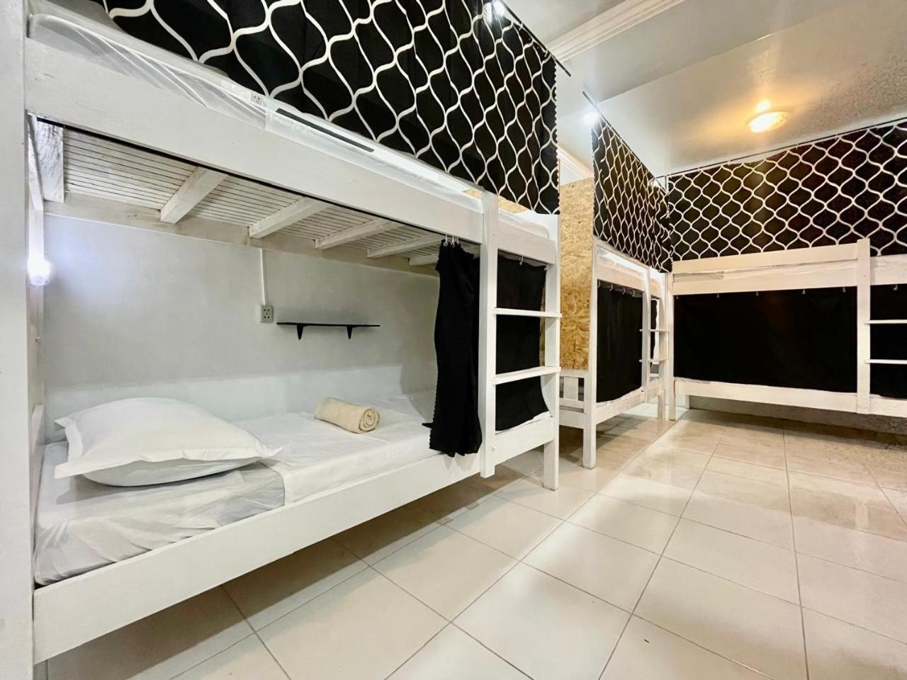 Trail Inn Puerto Princesa Eksteriør bilde